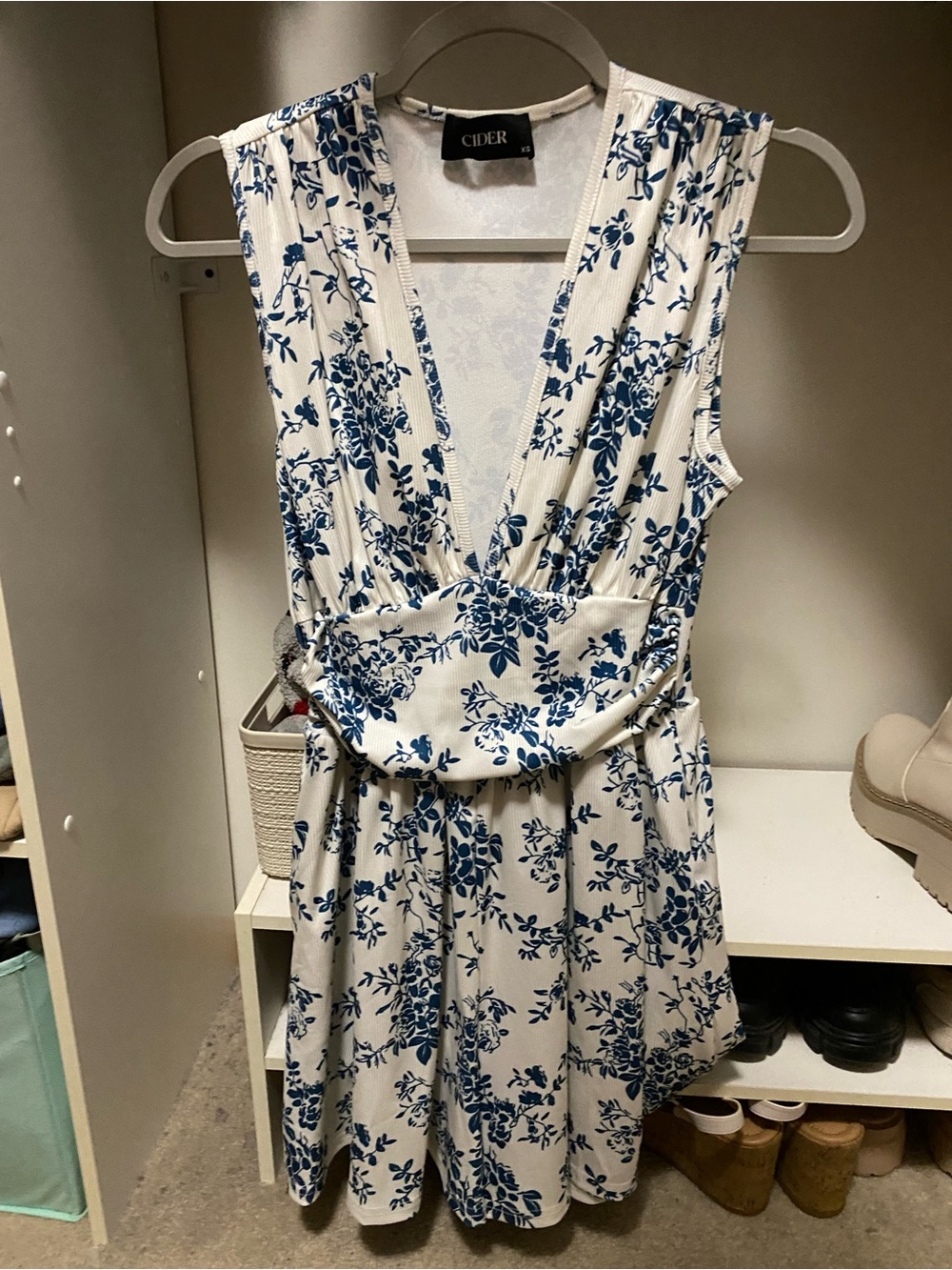 Cider white/blue floral playsuit romper with pockets XS